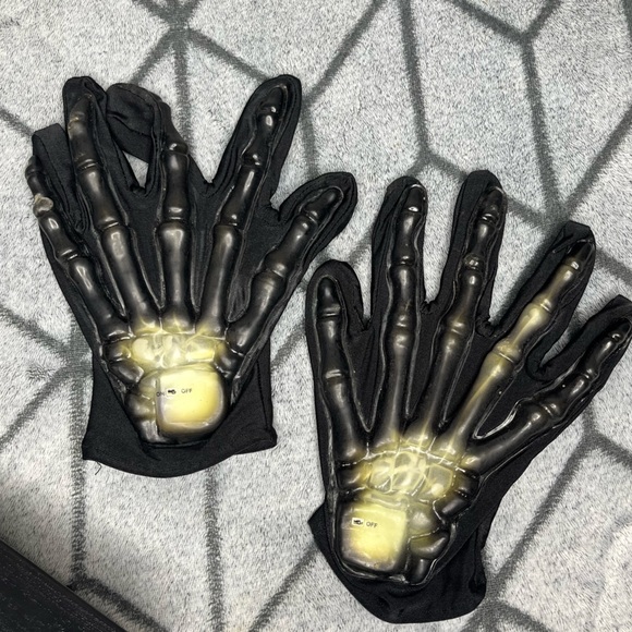 Adult Skeleton Cape Cloak Halloween Costume - Picture 2 of 3